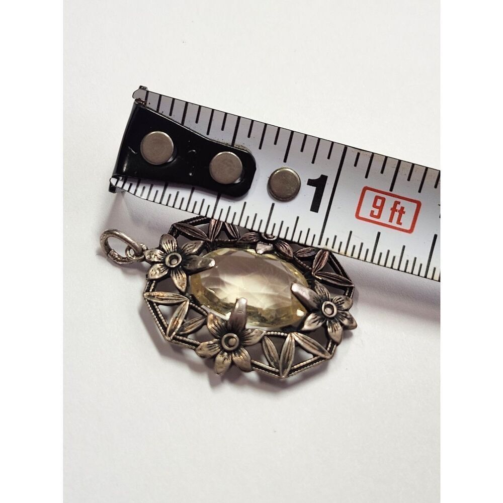 Sterling Silver Vintage Floral Frame Pendant with Citrine Gemstone - Picture 6 of 6